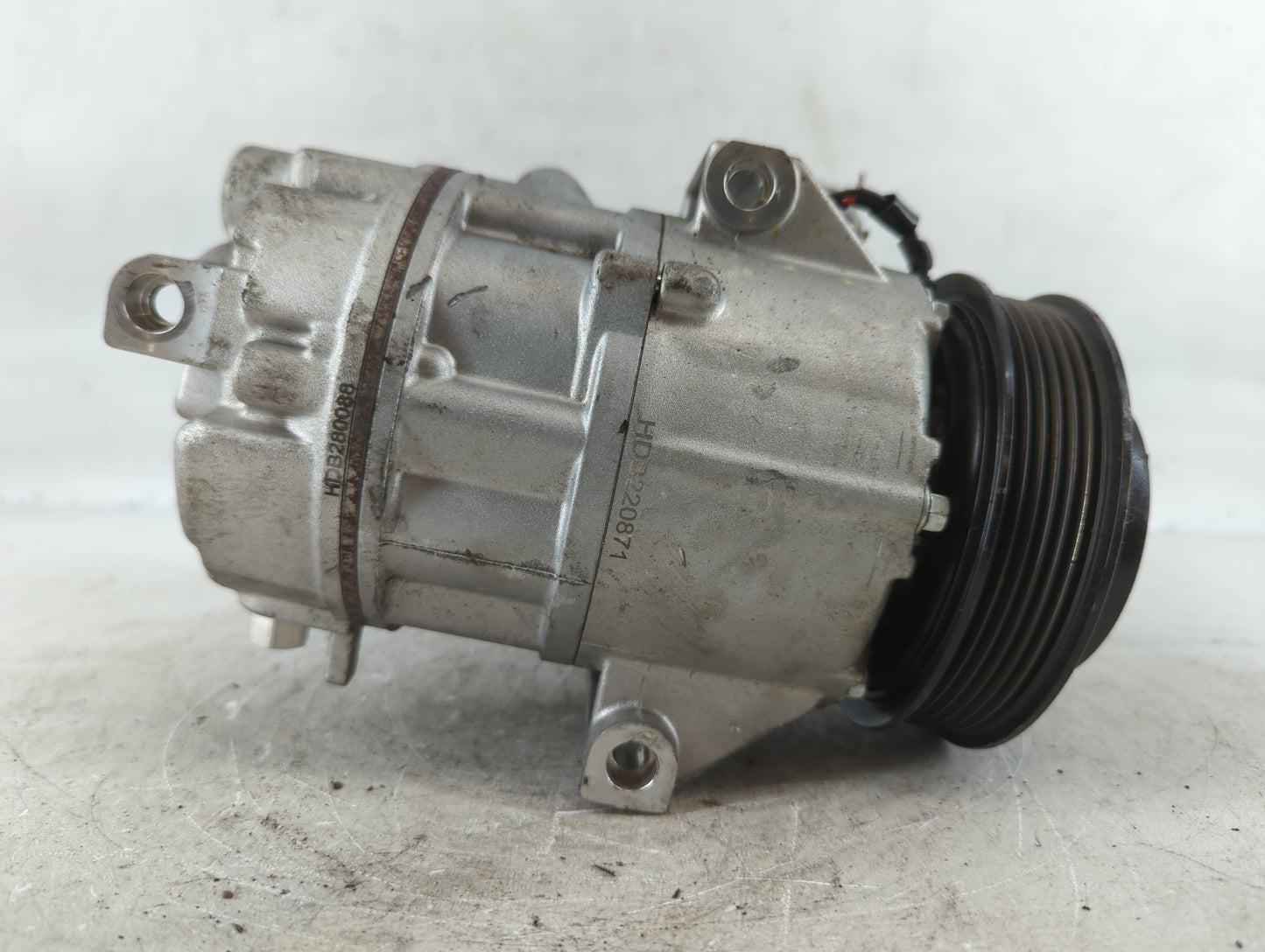 Kia Sportage Air Conditioning A/c Ac Compressor Oem - Oemusedautoparts1.com