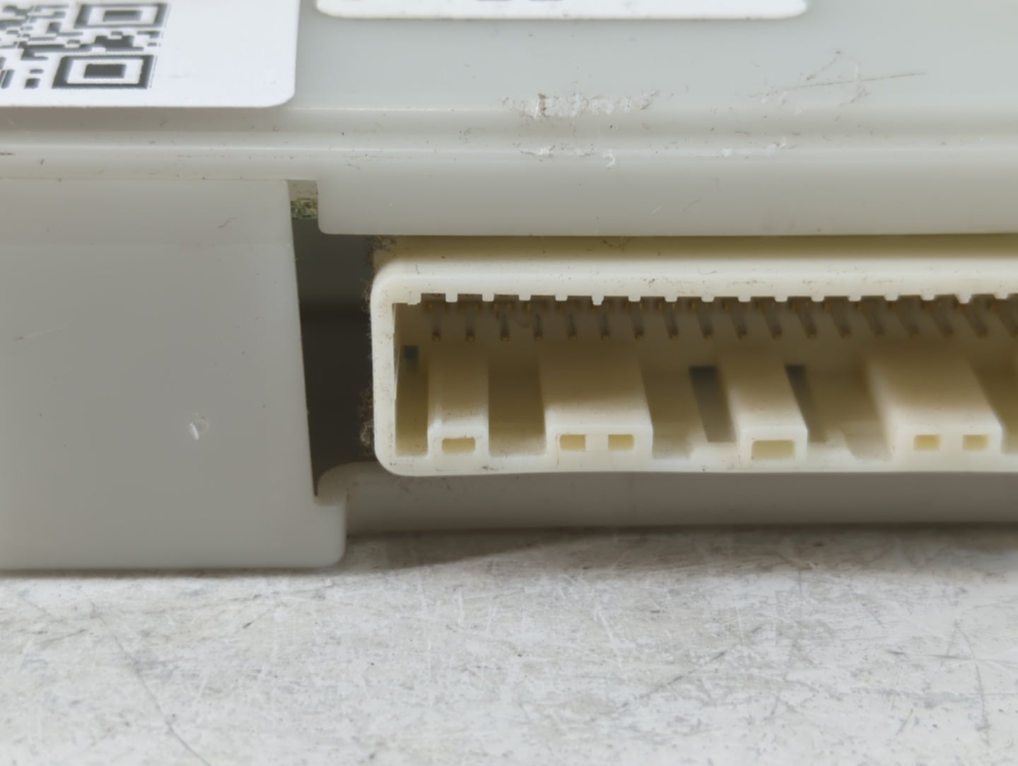 2014-2015 Nissan Altima Chassis Control Module Ccm Bcm Body Control - Oemusedautoparts1.com