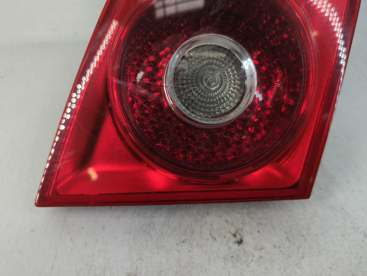 2005-2007 Volkswagen Jetta Tail Light Assembly Driver Left OEM P/N:1K5 945 093 J 224 891 Fits Fits 2005 2006 2007 OEM Used Auto Parts - Oemusedautoparts1.com