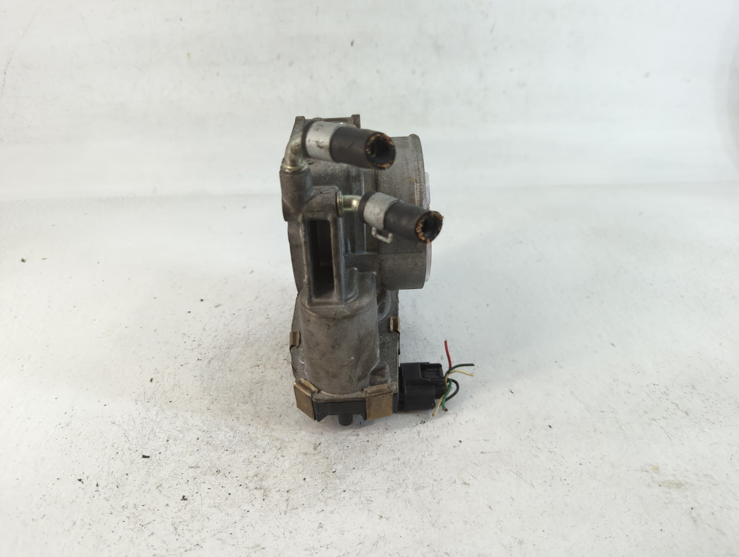 2017-2020 Infiniti Qx60 Throttle Body P/N:B9830H RME75-50 Fits Fits 2016 2017 2018 2019 2020 OEM Used Auto Parts - Oemusedautoparts1.com