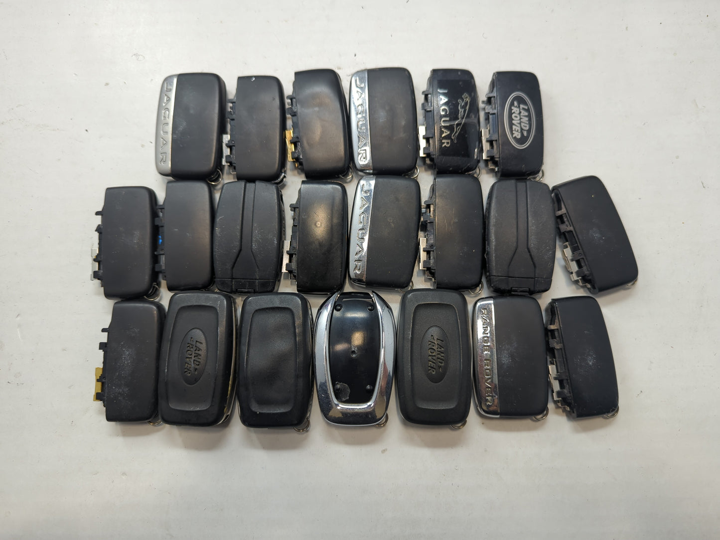 Lot of 21 Land Rover Keyless Entry Remote Fob MIXED FCC IDS MIXED PART - Oemusedautoparts1.com