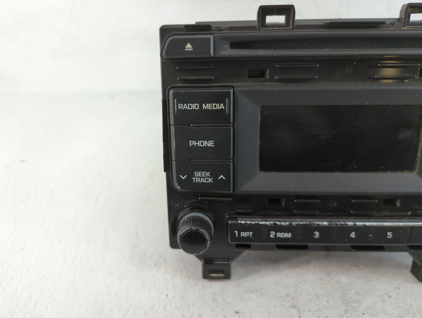 2015 Hyundai Sonata Radio AM FM Cd Player Receiver Replacement P/N:96170-C20004X 96180-C20004X Fits OEM Used Auto Parts - Oemusedautoparts1.com