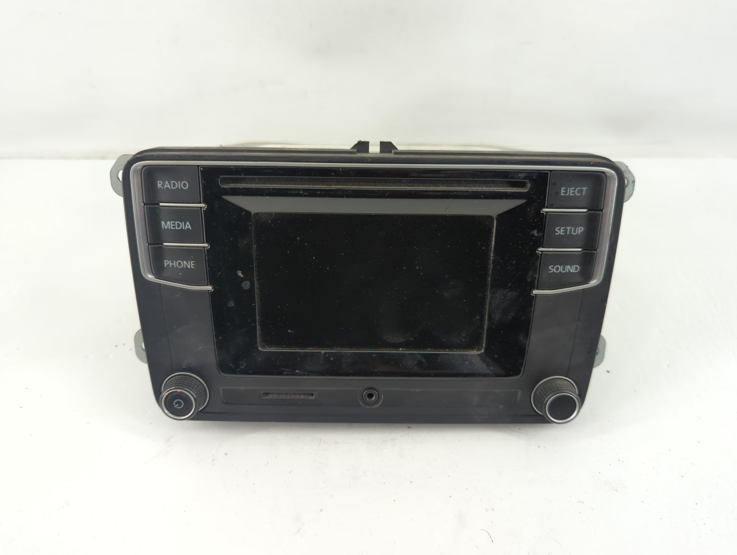 2017 Volkswagen Jetta Radio AM FM Cd Player Receiver Replacement P/N:561 035 150 A Fits OEM Used Auto Parts - Oemusedautoparts1.com