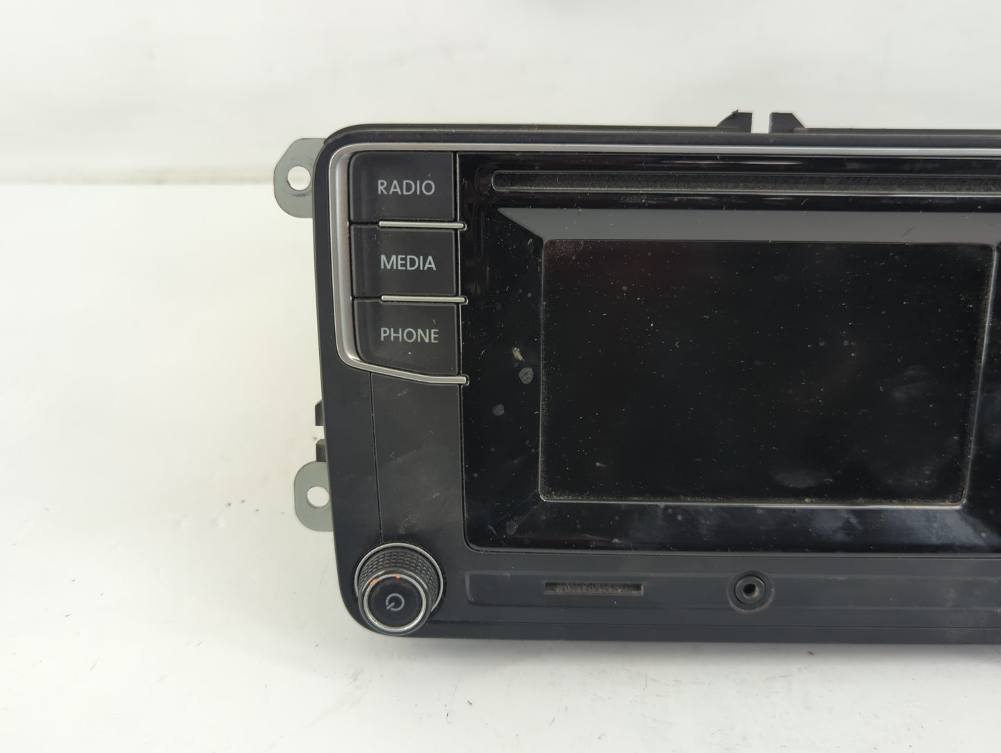 2017 Volkswagen Jetta Radio AM FM Cd Player Receiver Replacement P/N:561 035 150 A Fits OEM Used Auto Parts - Oemusedautoparts1.com