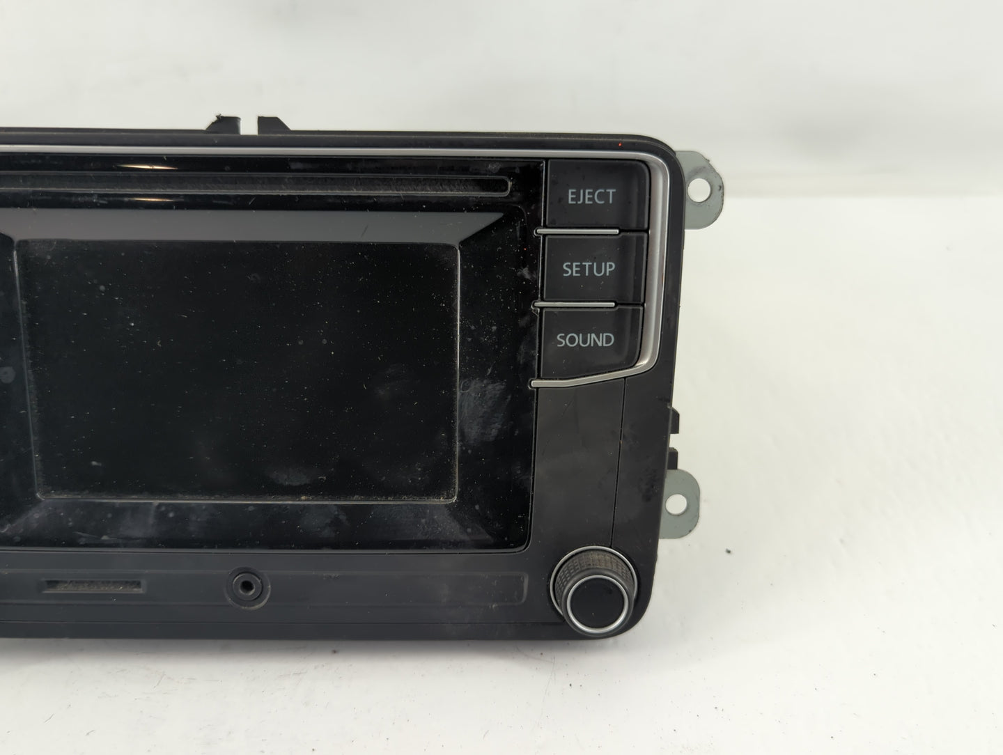 2017 Volkswagen Jetta Radio AM FM Cd Player Receiver Replacement P/N:561 035 150 A Fits OEM Used Auto Parts - Oemusedautoparts1.com
