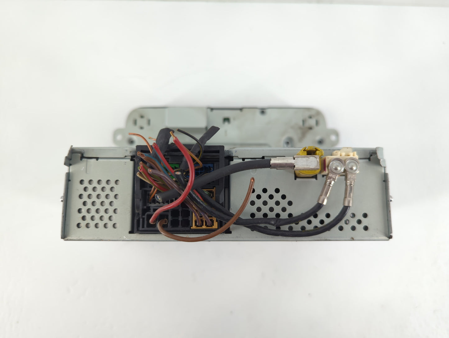 2017 Volkswagen Jetta Radio AM FM Cd Player Receiver Replacement P/N:561 035 150 A Fits OEM Used Auto Parts - Oemusedautoparts1.com