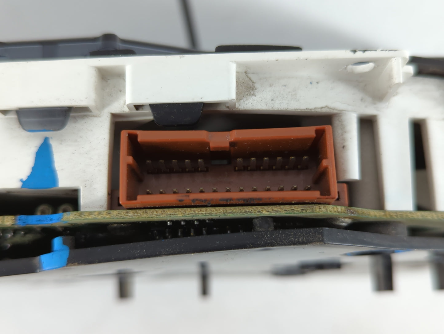 2002-2004 Nissan Altima Instrument Cluster Speedometer Gauges Fits Fits 2002 2003 2004 OEM Used Auto Parts - Oemusedautoparts1.com