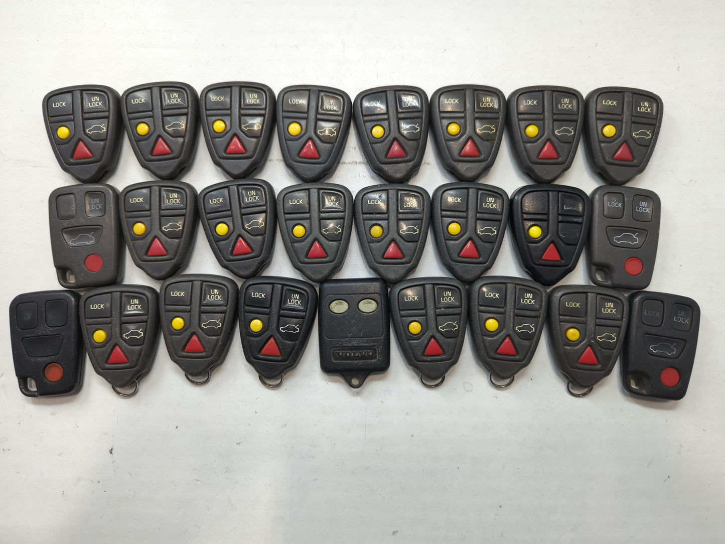 Lot of 25 Volvo Keyless Entry Remote Fob LQNP2T-APU MIXED PART NUMBERS - Oemusedautoparts1.com