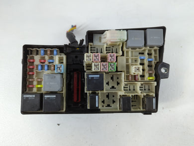 2012-2014 Ford Focus Fusebox Fuse Box Panel Relay Module P/N:5B0Q10107 AV6T-14A067-AB Fits Fits 2012 2013 2014 OEM Used Auto Parts