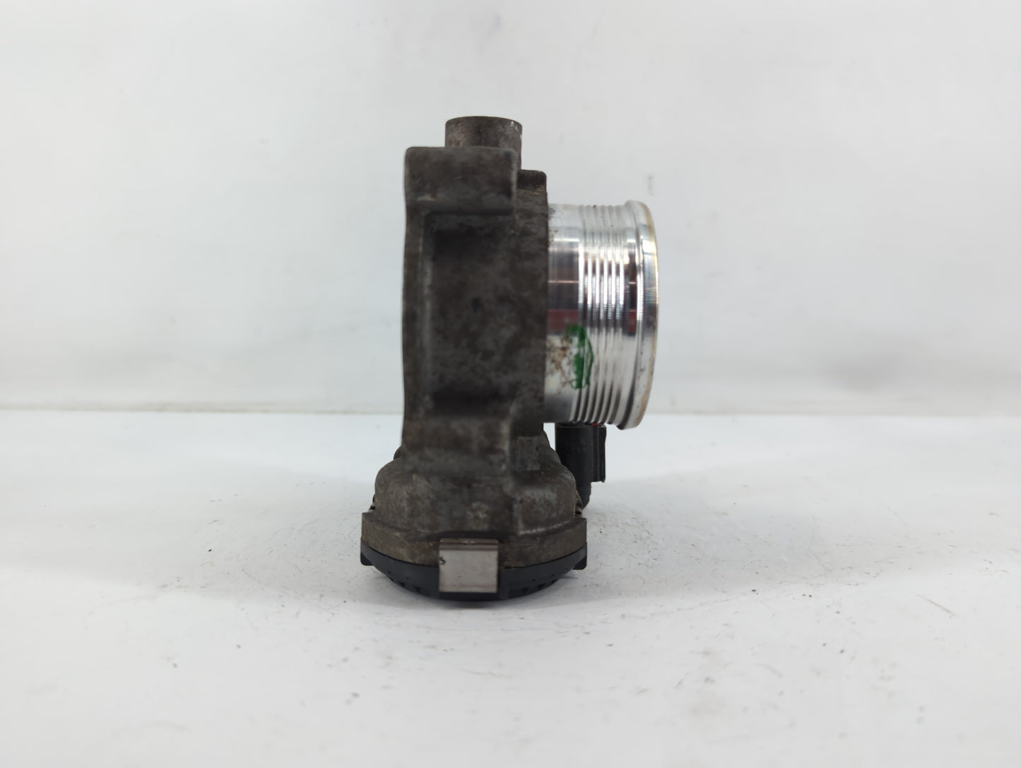 2015-2019 Lincoln Mkc Throttle Body P/N:DS7E-9F991-BB Fits Fits 2014 2015 2016 2017 2018 2019 2020 2021 2022 OEM Used Auto Parts - Oemusedautoparts1.com