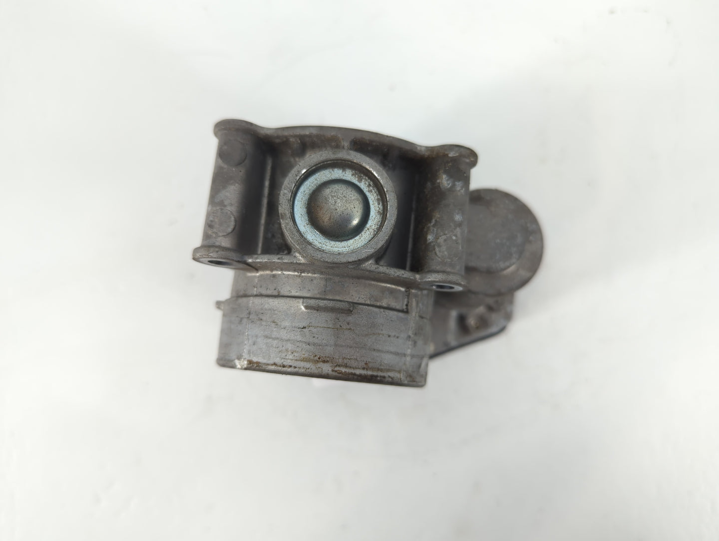 2014-2021 Ford Transit Throttle Body P/N:DS7E-9F991-AJ Fits Fits 2013 2014 2015 2016 2017 2018 2019 2020 2021 2022 OEM Used Auto Parts - Oemusedautoparts1.com