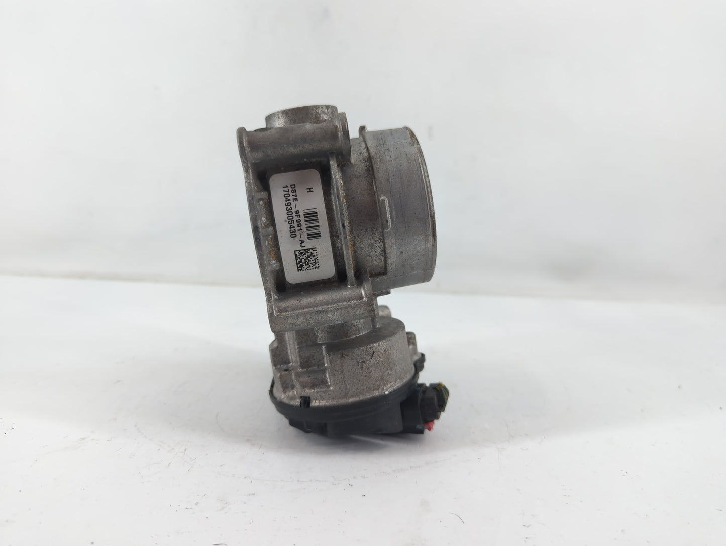 2014-2021 Ford Transit Throttle Body P/N:DS7E-9F991-AJ Fits Fits 2013 2014 2015 2016 2017 2018 2019 2020 2021 2022 OEM Used Auto Parts - Oemusedautoparts1.com