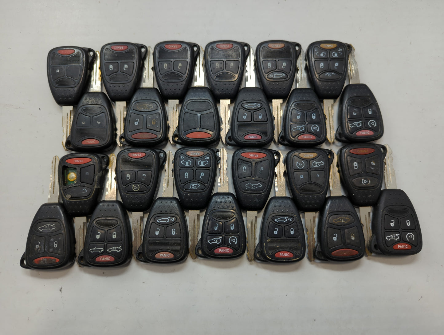 Lot of 25 Dodge Keyless Entry Remote Fob MIXED FCC IDS MIXED PART NUMBERS - Oemusedautoparts1.com