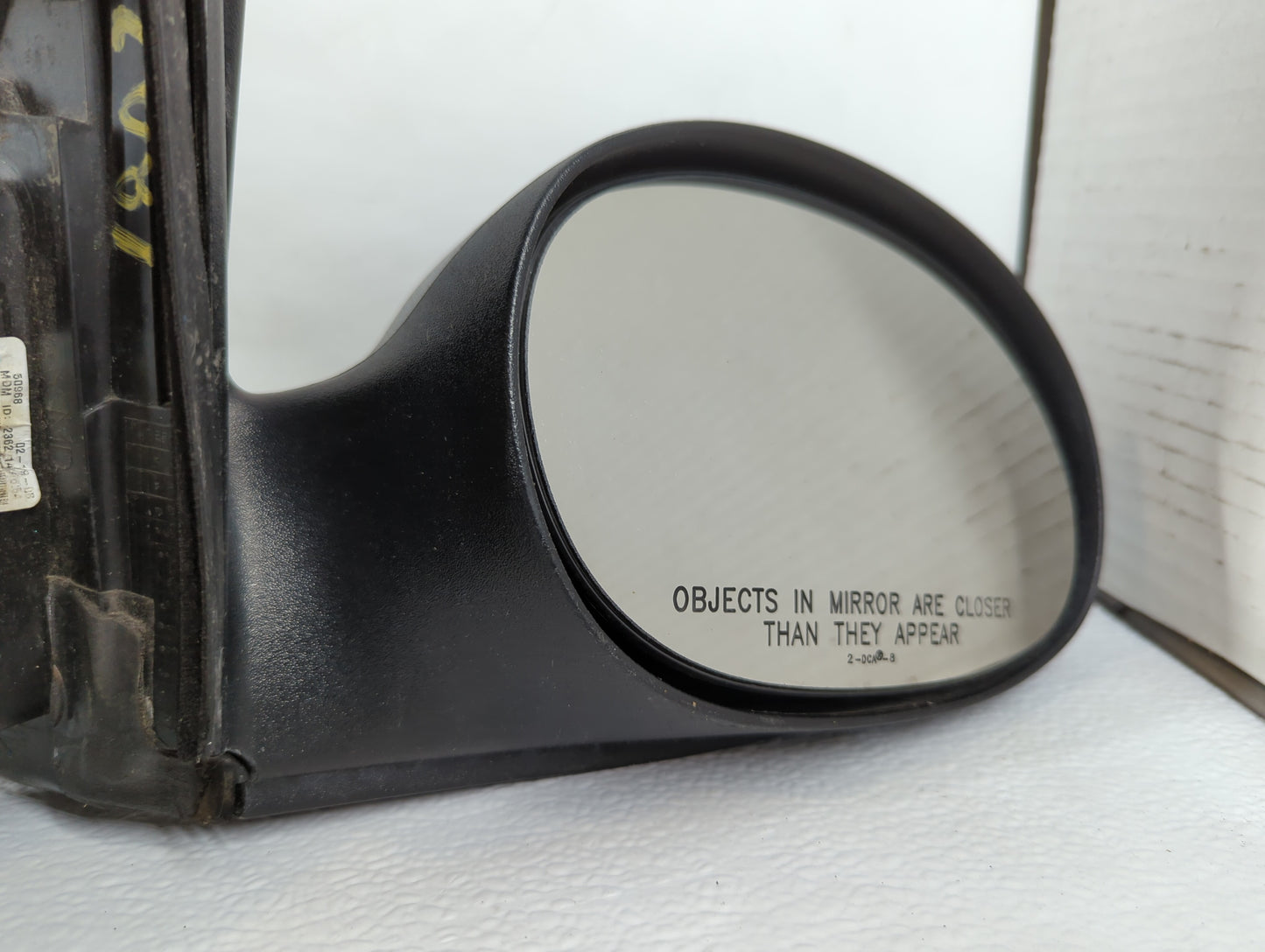 2007-2008 Chrysler Pt Cruiser Side Mirror Replacement Passenger Right View Door Mirror P/N:05067450AD Fits Fits 2007 2008 OEM Used Auto Parts - Oemusedautoparts1.com