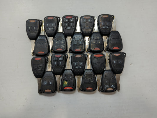 Lot of 20 Dodge Keyless Entry Remote Fob OHT692427AA | M3N5WY72XX MIXED - Oemusedautoparts1.com