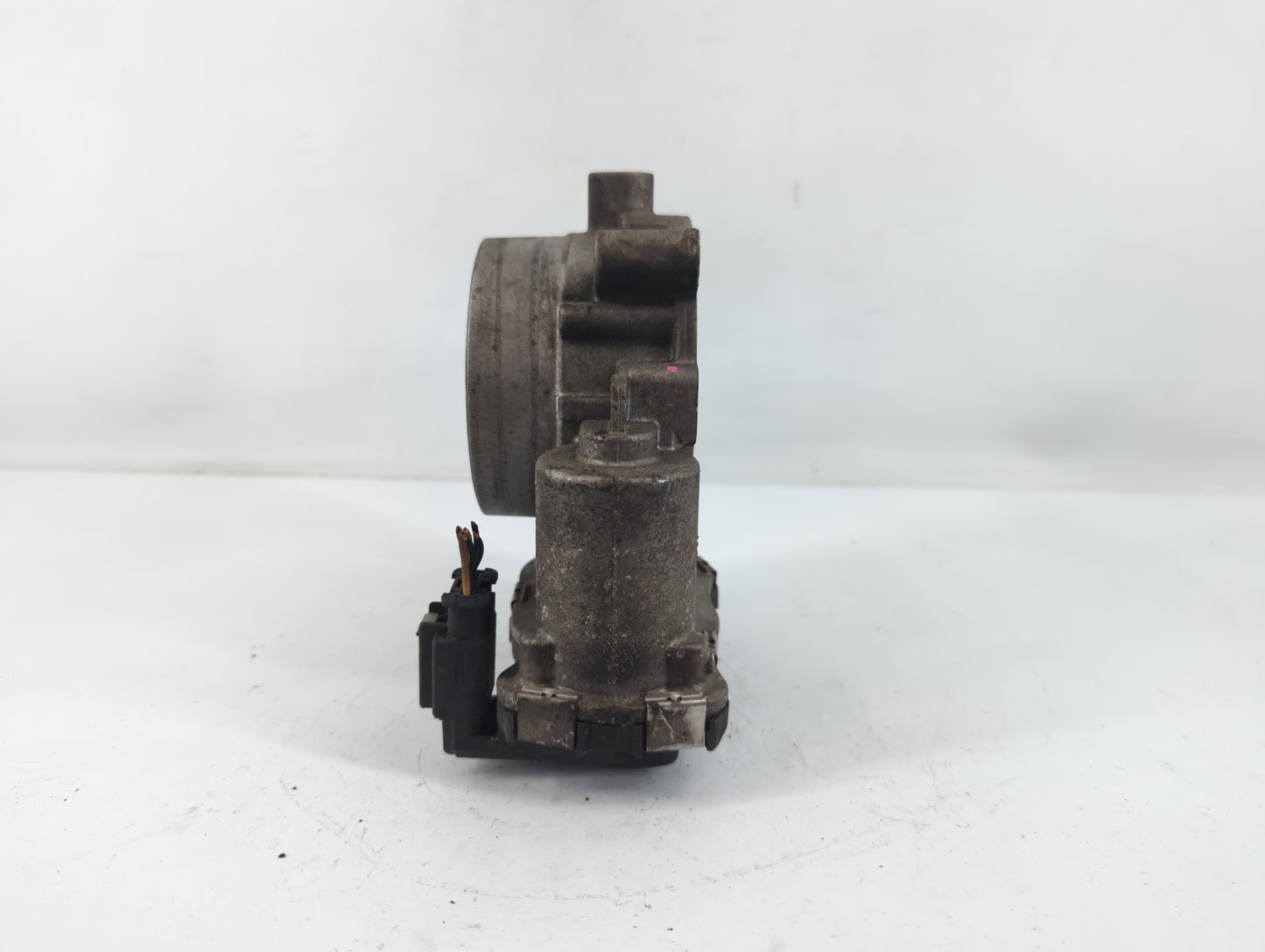 2013-2022 Dodge Challenger Throttle Body P/N:53034251AB Fits Fits 2012 2013 2014 2015 2016 2017 2018 2019 2020 2021 2022 OEM Used Auto Parts - Oemusedautoparts1.com