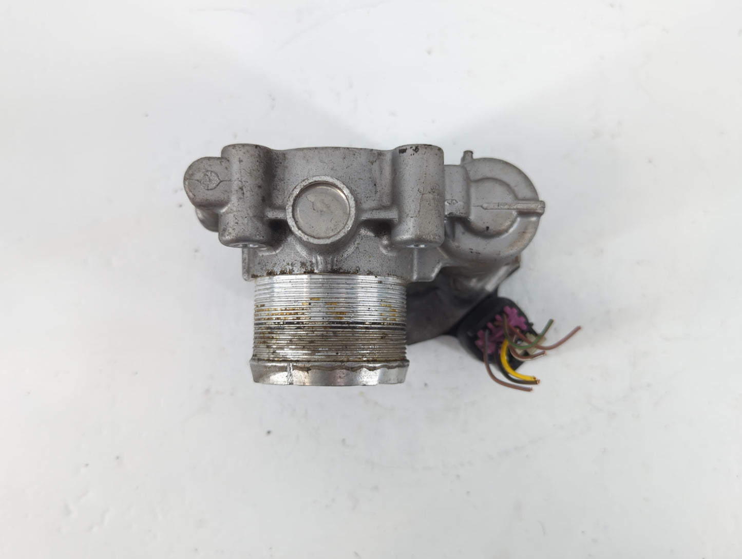 2013-2021 Chevrolet Trax Throttle Body P/N:55565 489 Fits Fits 2011 2012 2013 2014 2015 2016 2017 2018 2019 2020 2021 OEM Used Auto Parts - Oemusedautoparts1.com