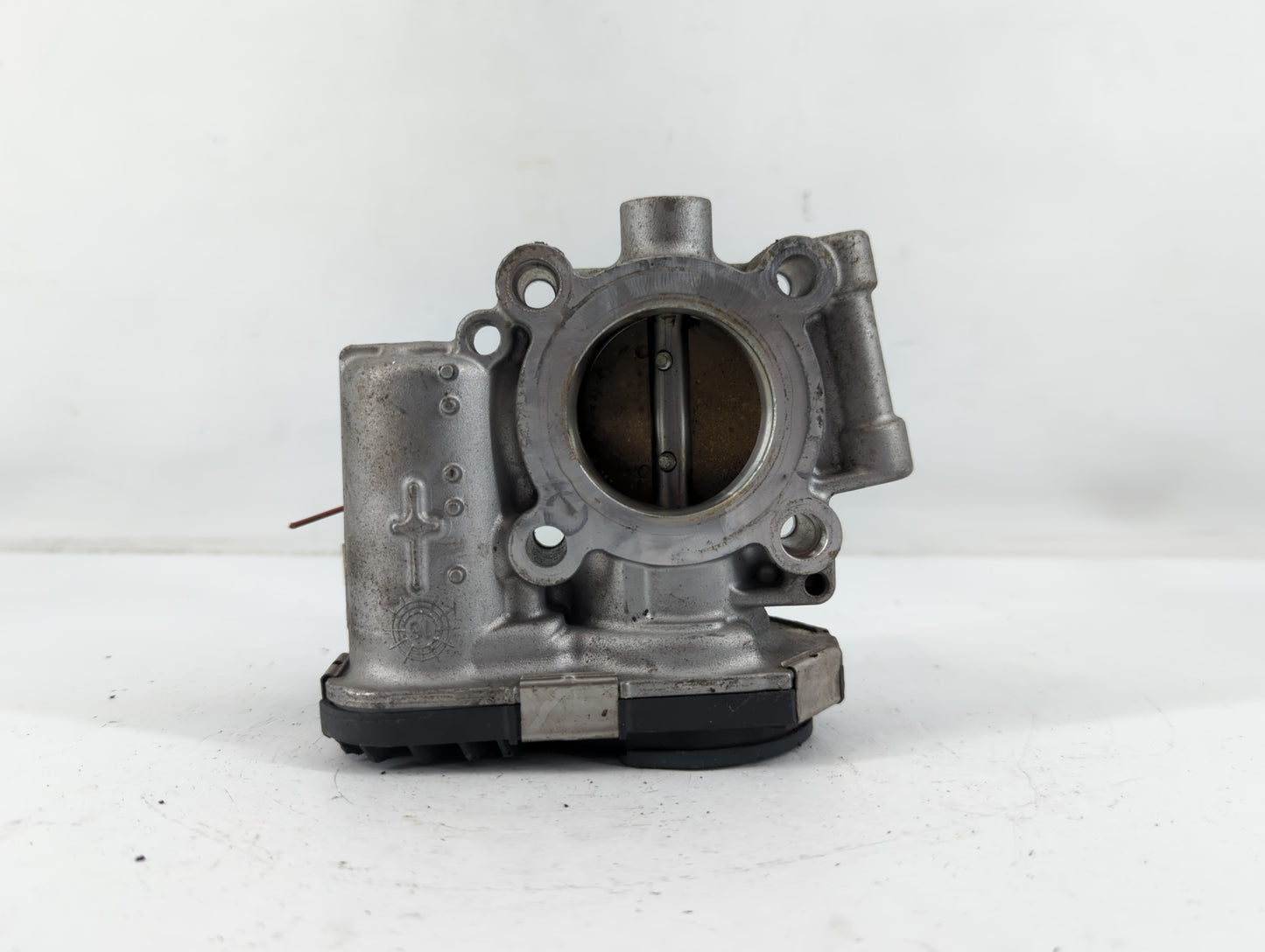 2013-2021 Chevrolet Trax Throttle Body P/N:55565 489 Fits Fits 2011 2012 2013 2014 2015 2016 2017 2018 2019 2020 2021 OEM Used Auto Parts - Oemusedautoparts1.com