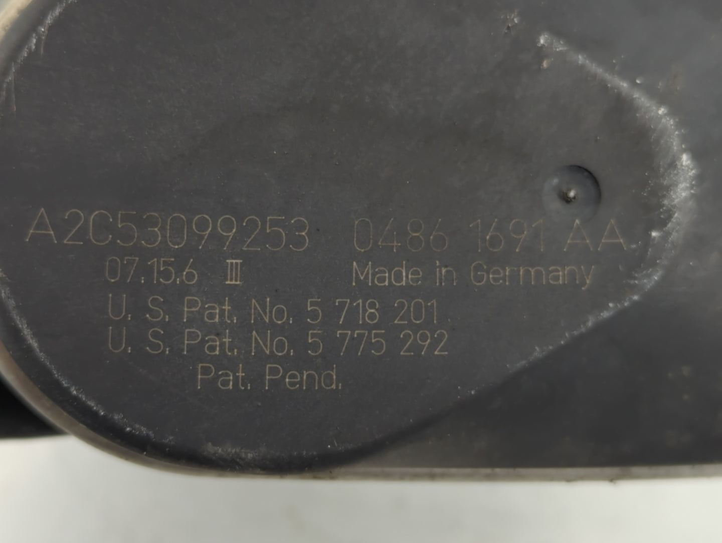 2007-2010 Chrysler Sebring Throttle Body P/N:A2C53099253 Fits Fits 2007 2008 2009 2010 OEM Used Auto Parts - Oemusedautoparts1.com