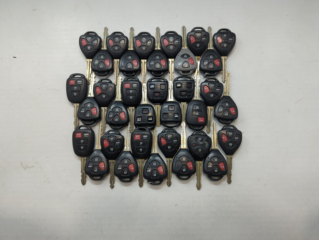 Lot of 34 Toyota Keyless Entry Remote Fob MIXED FCC IDS MIXED PART