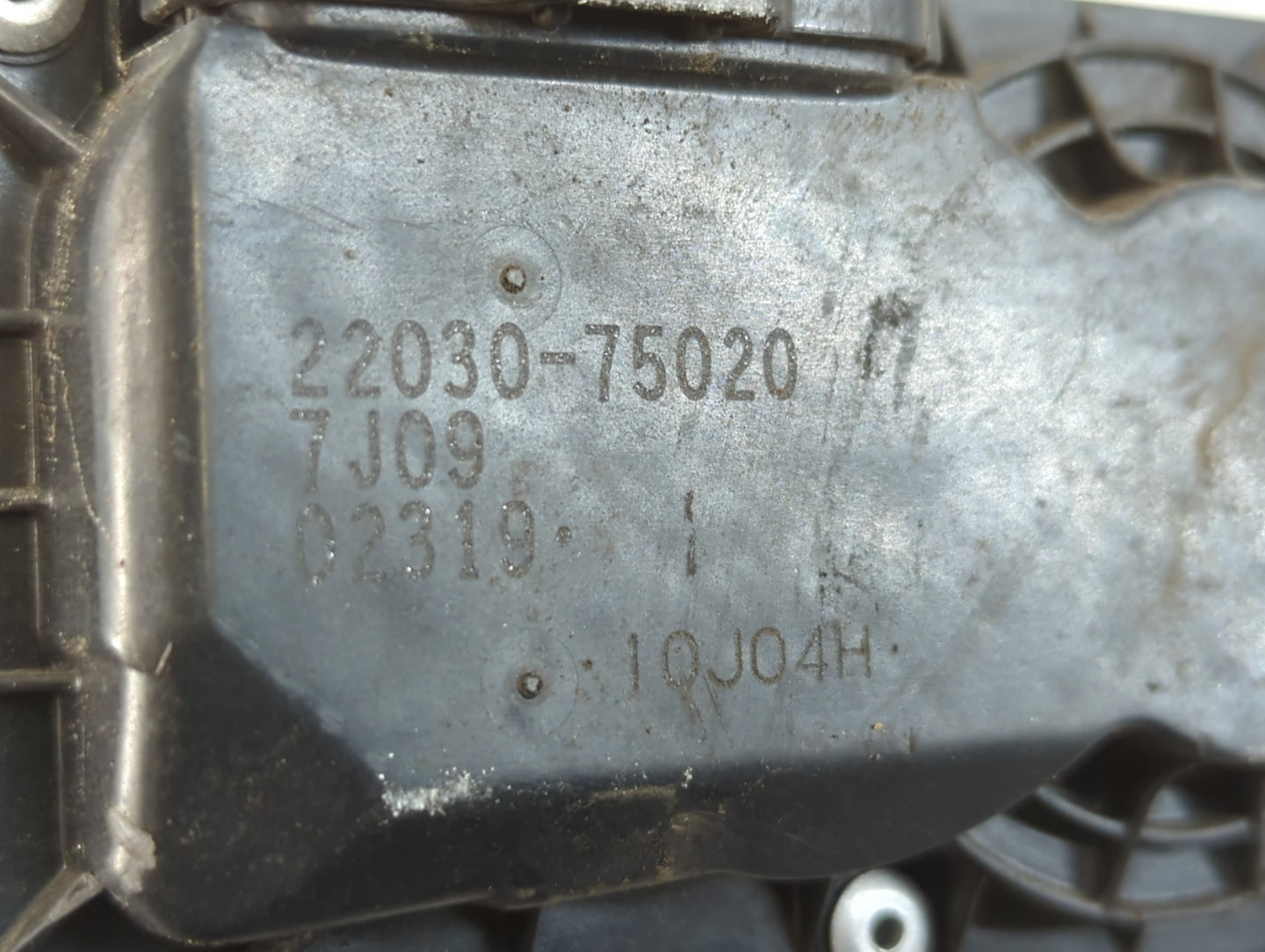 2005-2015 Toyota Tacoma Throttle Body P/N:22030-75020 Fits Fits 2005 2006 2007 2008 2009 2010 2011 2012 2013 2014 2015 OEM Used Auto Parts - Oemusedautoparts1.com