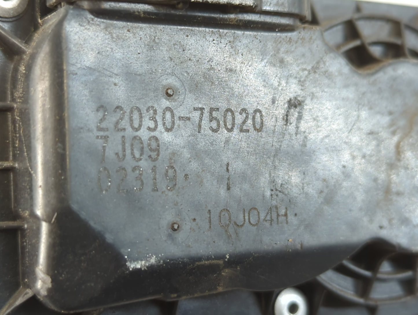 2005-2015 Toyota Tacoma Throttle Body P/N:22030-75020 Fits Fits 2005 2006 2007 2008 2009 2010 2011 2012 2013 2014 2015 OEM Used Auto Parts - Oemusedautoparts1.com