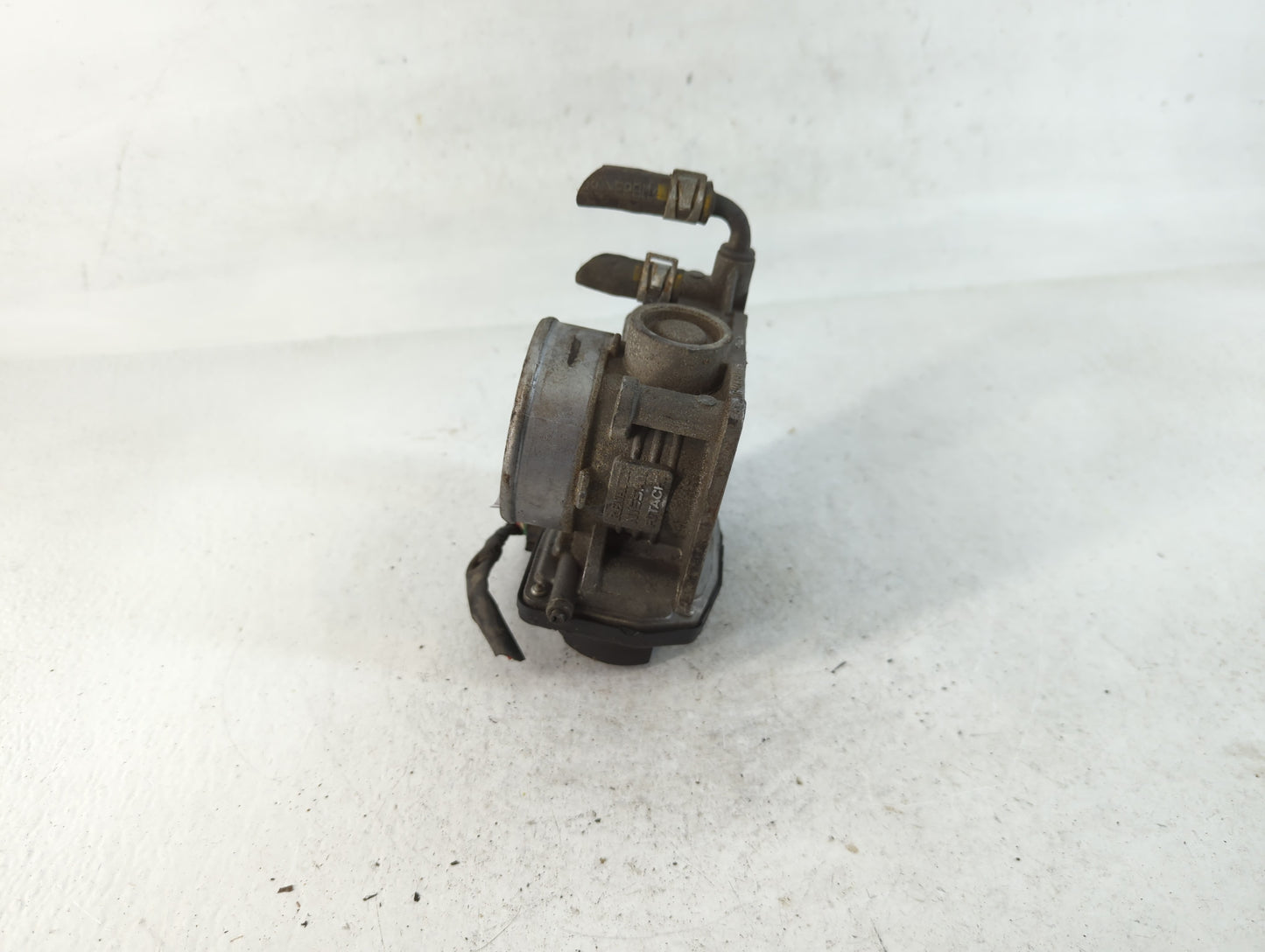 2007-2013 Nissan Altima Throttle Body P/N:RME60-15 Fits Fits 2007 2008 2009 2010 2011 2012 2013 OEM Used Auto Parts - Oemusedautoparts1.com