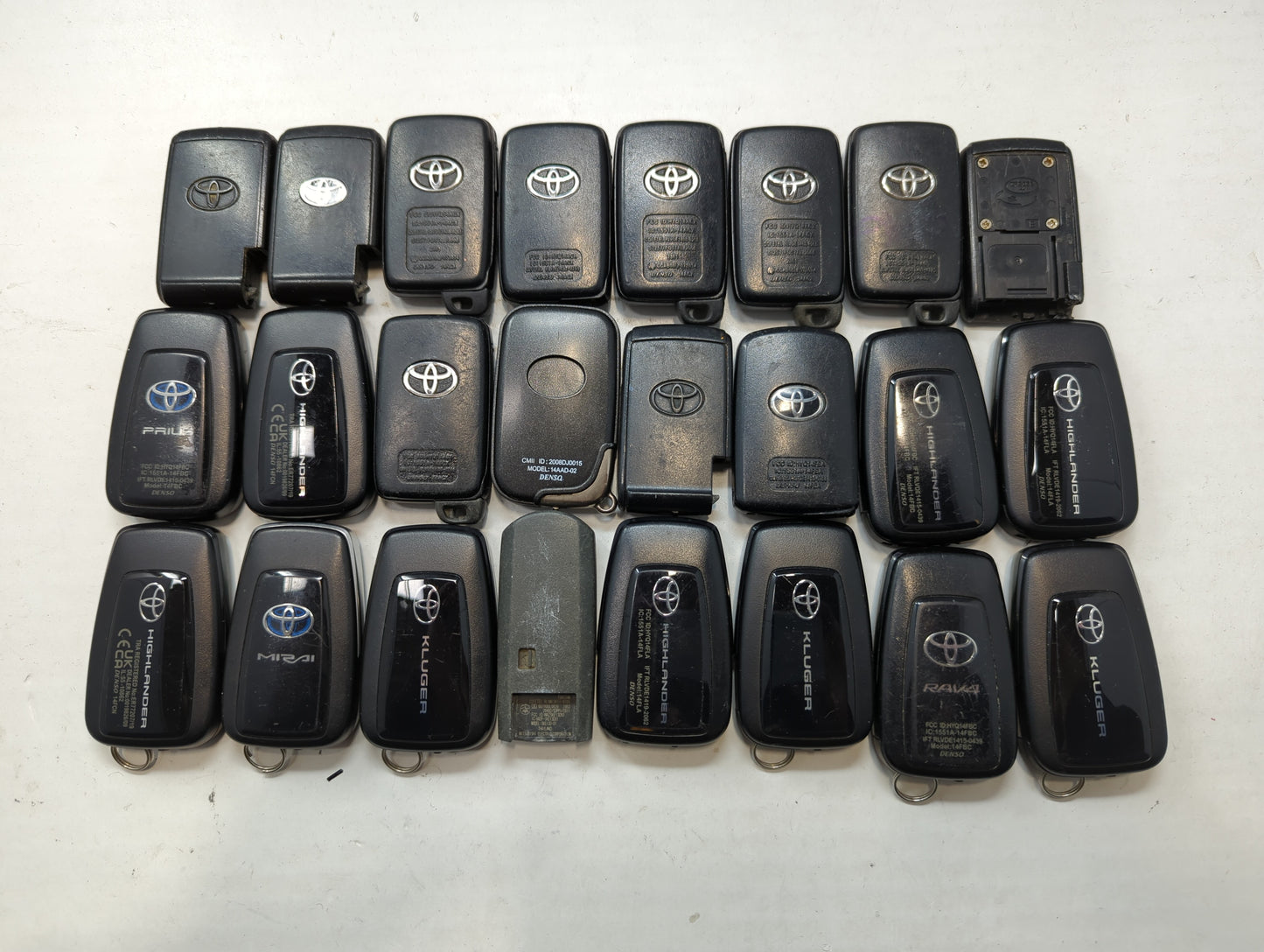 Lot of 25 Toyota Keyless Entry Remote Fob HYQ14ACX | HYQ14FBA | HYQ14FBC - Oemusedautoparts1.com