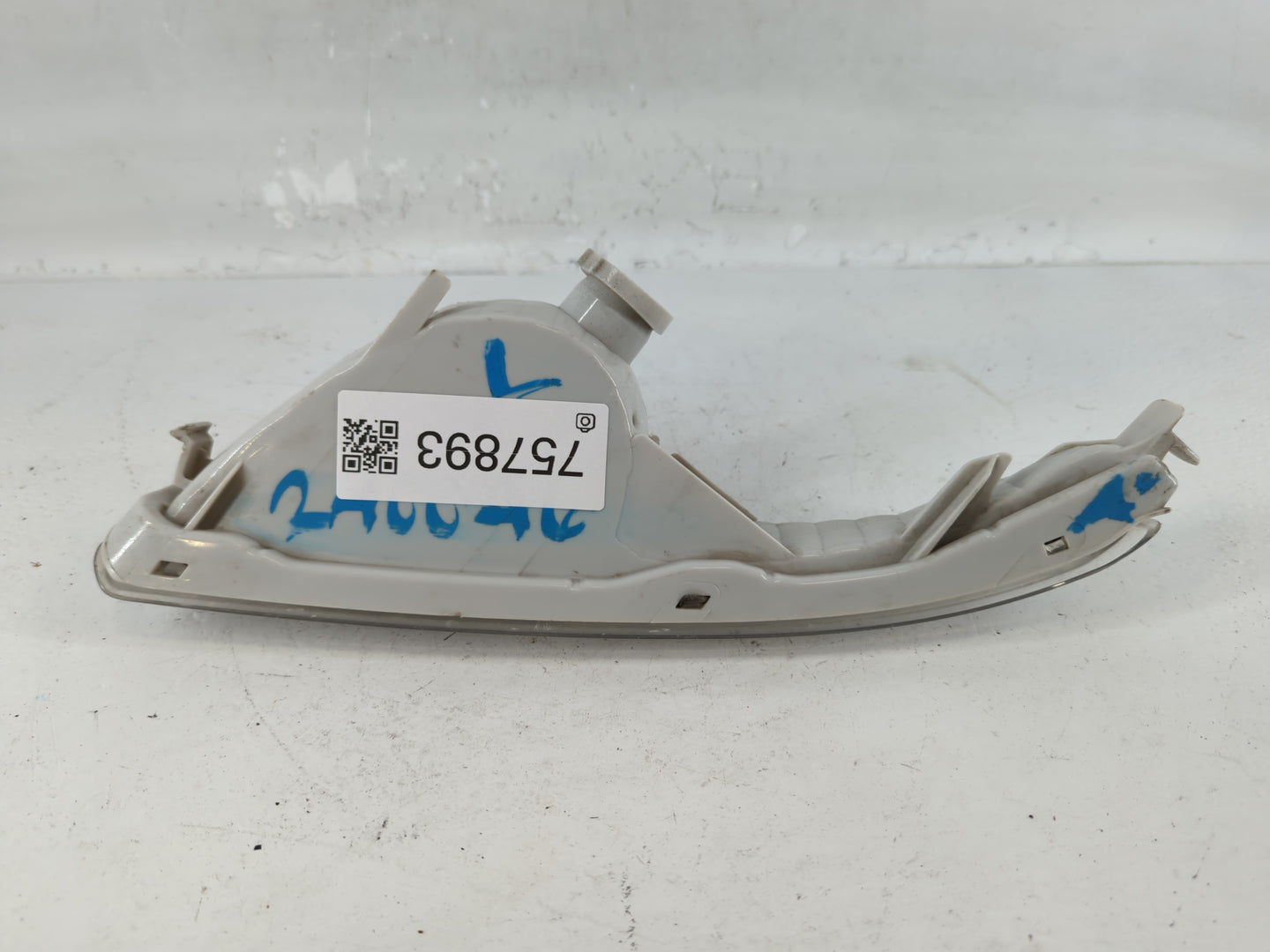 2007-2018 Nissan Altima Driver Left Oem Front Light Lamp - Oemusedautoparts1.com