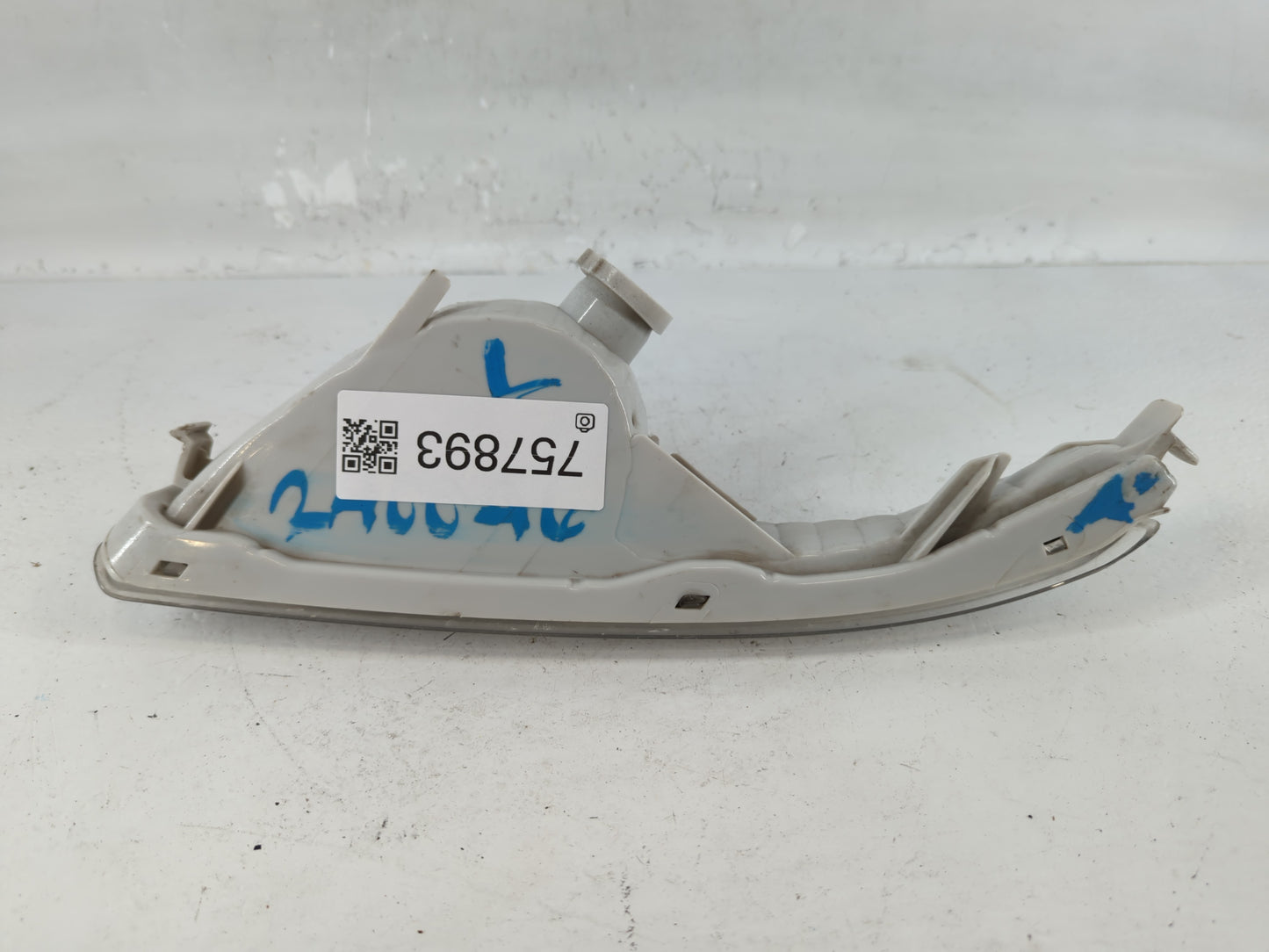 2007-2018 Nissan Altima Driver Left Oem Front Light Lamp - Oemusedautoparts1.com