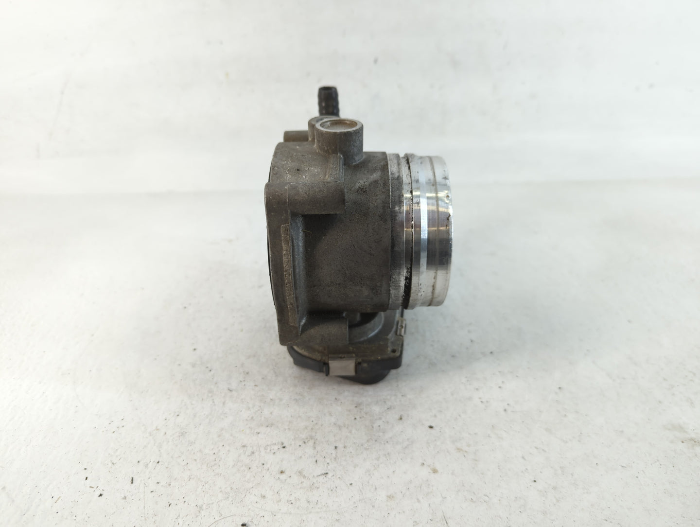 2011-2015 Bmw 335i Throttle Body P/N:A2C53356724 1354 7597871-01 Fits Fits 2010 2011 2012 2013 2014 2015 2016 2017 2018 2019 2020 OEM Used Auto Parts - Oemusedautoparts1.com