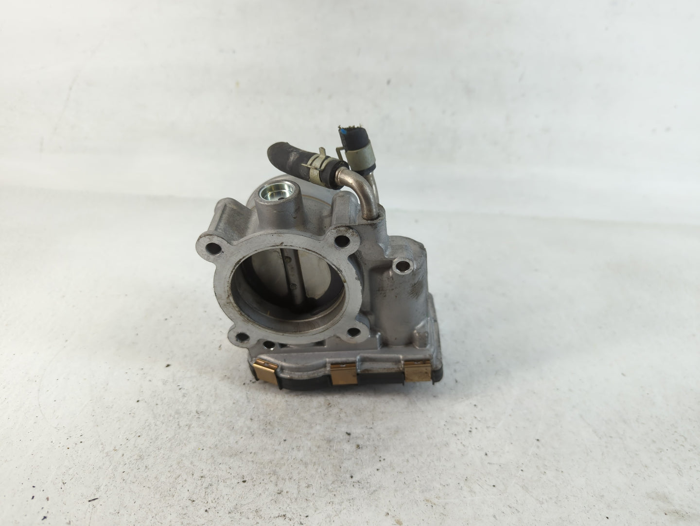 2020-2022 Nissan Sentra Throttle Body P/N:6LA60-01 A Fits Fits 2020 2021 2022 OEM Used Auto Parts - Oemusedautoparts1.com
