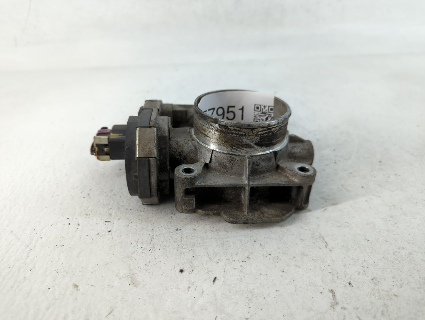 2010-2012 Gmc Terrain Throttle Body P/N:186AA9122C Fits Fits 2007 2008 2009 2010 2011 2012 OEM Used Auto Parts - Oemusedautoparts1.com