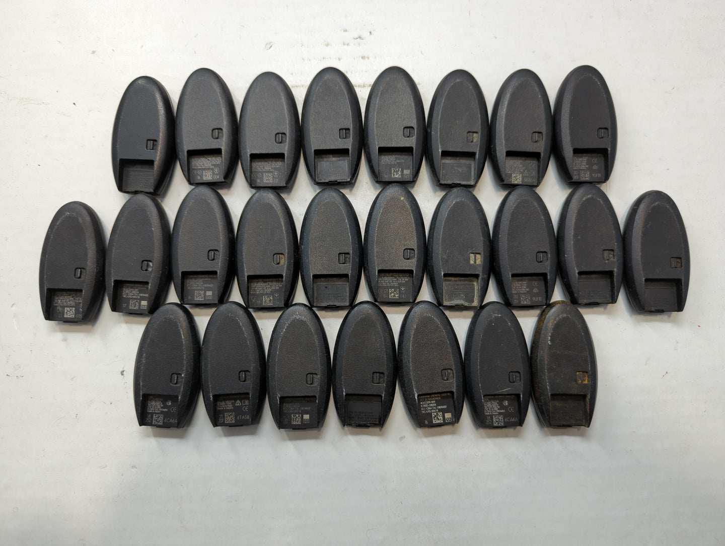 Lot of 25 Nissan Keyless Entry Remote Fob MIXED FCC IDS MIXED PART - Oemusedautoparts1.com