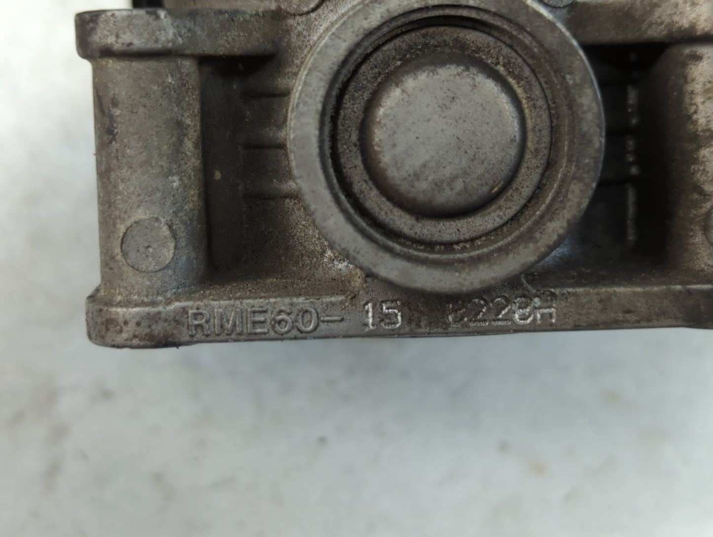 2007-2013 Nissan Altima Throttle Body P/N:8228H RME60-15 Fits Fits 2007 2008 2009 2010 2011 2012 2013 OEM Used Auto Parts - Oemusedautoparts1.com