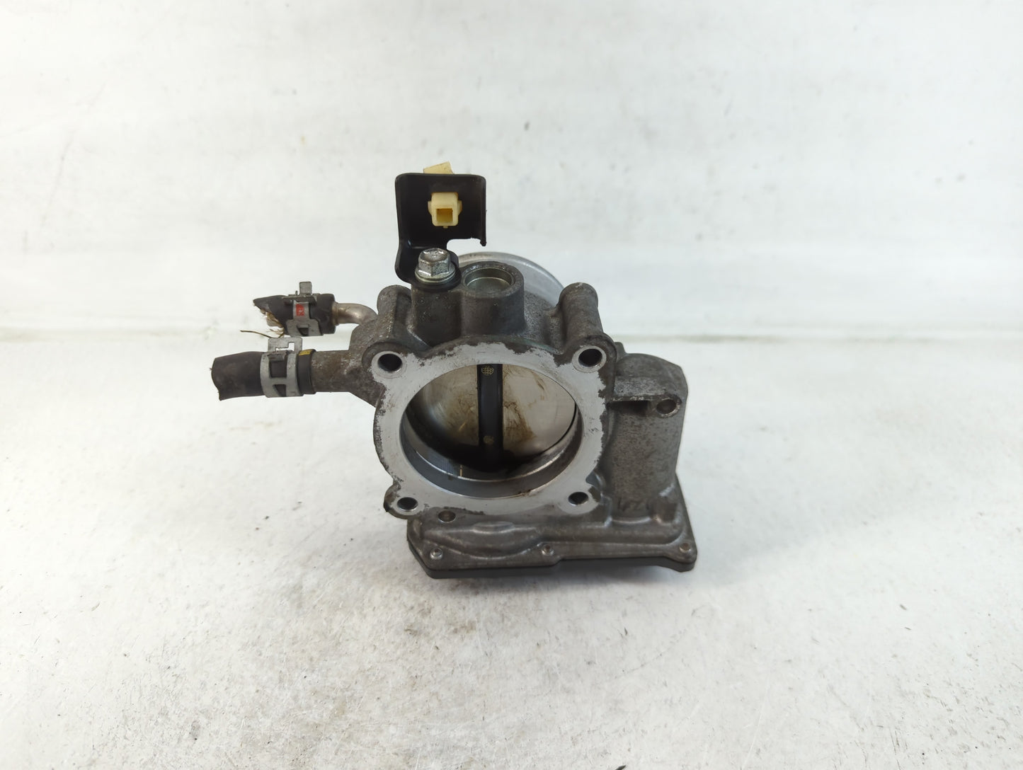 2009-2016 Toyota Venza Throttle Body P/N:22030-0V010 Fits Fits 2009 2010 2011 2012 2013 2014 2015 2016 2017 2018 2019 OEM Used Auto Parts - Oemusedautoparts1.com
