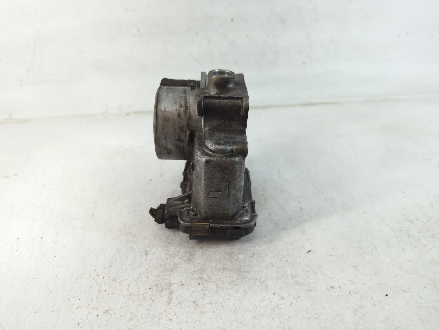 2007-2013 Mazda 3 Throttle Body P/N:K6266 L35M 13 640 A Fits Fits 2007 2008 2009 2010 2011 2012 2013 OEM Used Auto Parts - Oemusedautoparts1.com