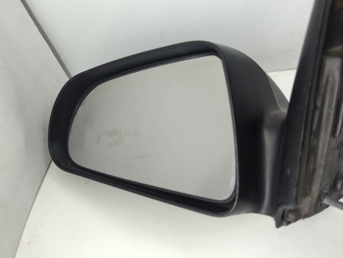 2005-2011 Dodge Dakota Side Mirror Replacement Driver Left View Door Mirror P/N:072100 3021 3892163 Fits OEM Used Auto Parts - Oemusedautoparts1.com
