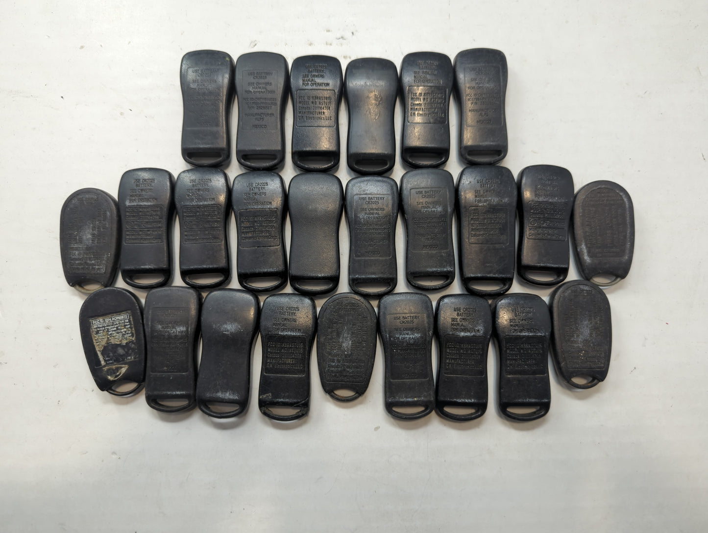 Lot of 25 Nissan Keyless Entry Remote Fob MIXED FCC IDS MIXED PART - Oemusedautoparts1.com
