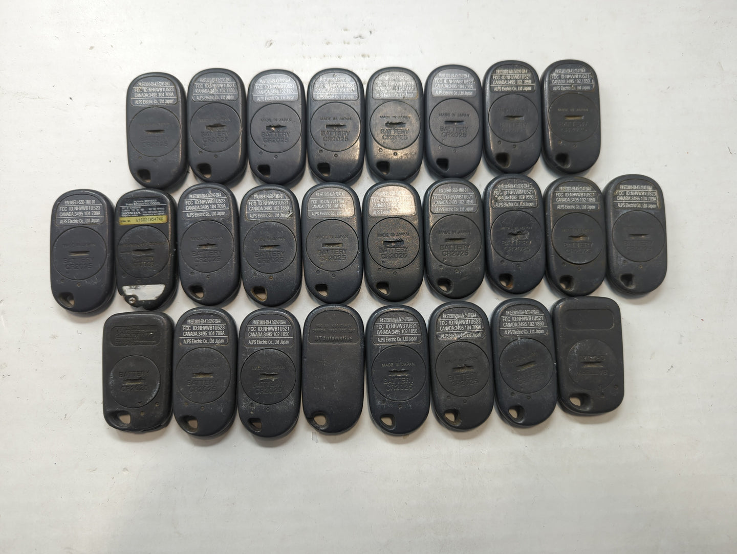 Lot of 25 Honda Keyless Entry Remote Fob MIXED FCC IDS MIXED PART NUMBERS - Oemusedautoparts1.com