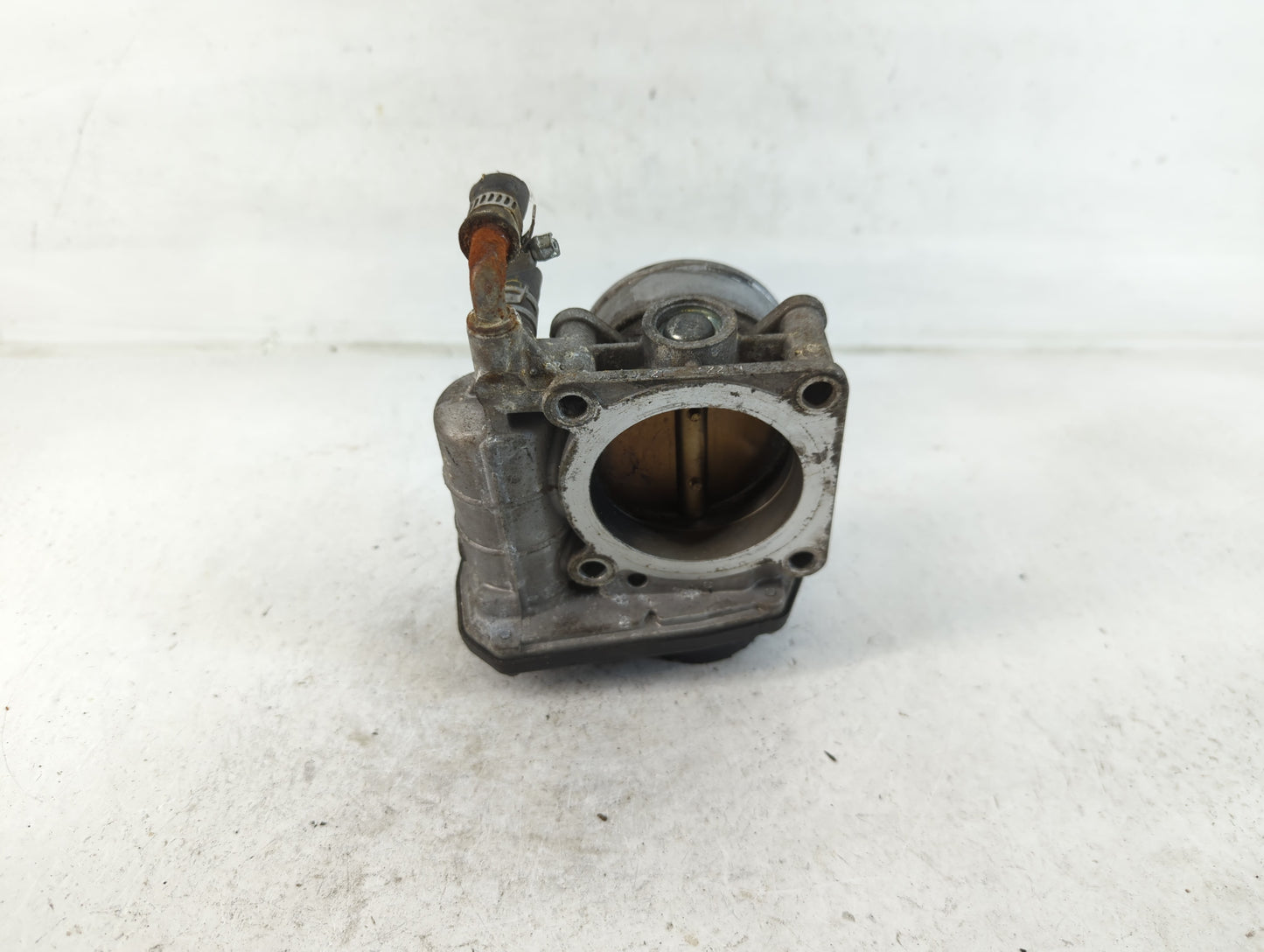 2008-2013 Infiniti G37 Throttle Body P/N:1Z21H RME60-21 Fits OEM Used Auto Parts - Oemusedautoparts1.com