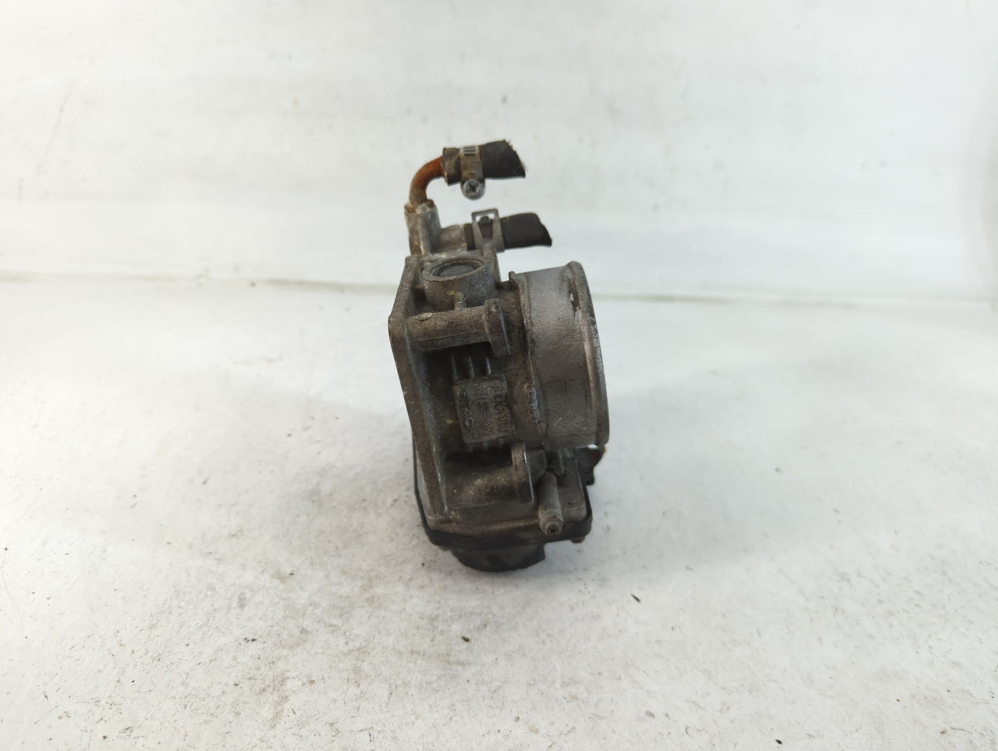 2008-2013 Infiniti G37 Throttle Body P/N:1Z21H RME60-21 Fits OEM Used Auto Parts - Oemusedautoparts1.com
