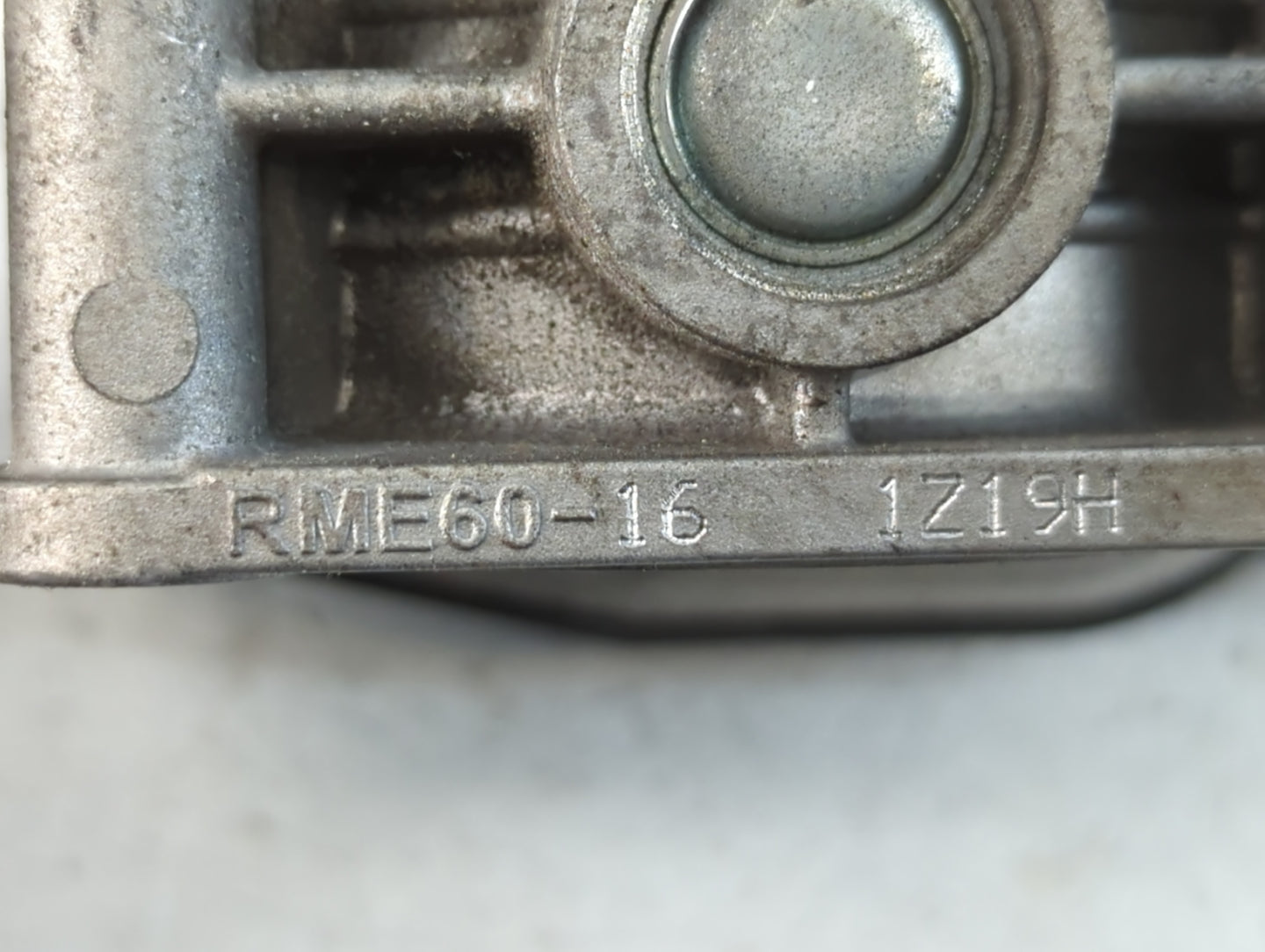 2008-2013 Infiniti G37 Throttle Body P/N:1Z19H RME60-16 Fits OEM Used Auto Parts - Oemusedautoparts1.com