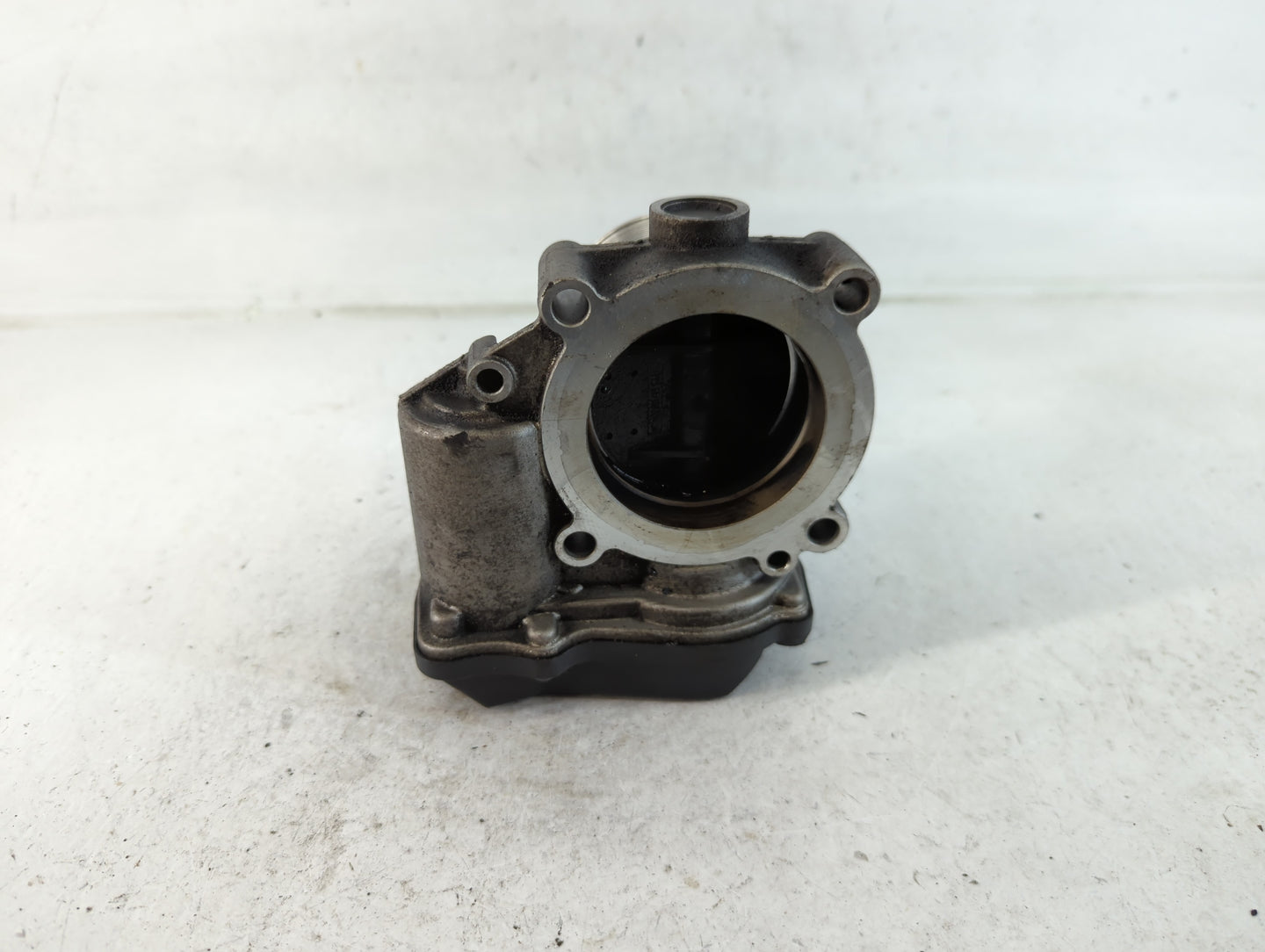2010-2017 Audi A5 Throttle Body P/N:A2C53390403 06F 133 062 Q Fits OEM Used Auto Parts - Oemusedautoparts1.com