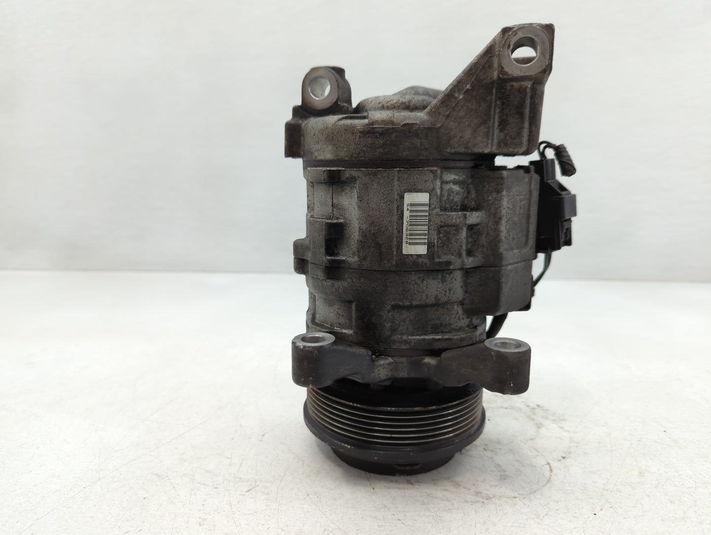 2008-2014 Cadillac Cts Air Conditioning A/c Ac Compressor Oem - Oemusedautoparts1.com