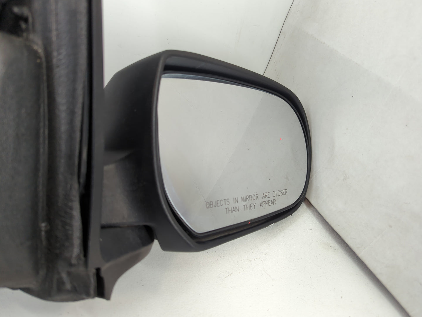 2001-2007 Ford Escape Side Mirror Replacement Passenger Right View Door Mirror P/N:4105-31004-01 Fits OEM Used Auto Parts - Oemusedautoparts1.com