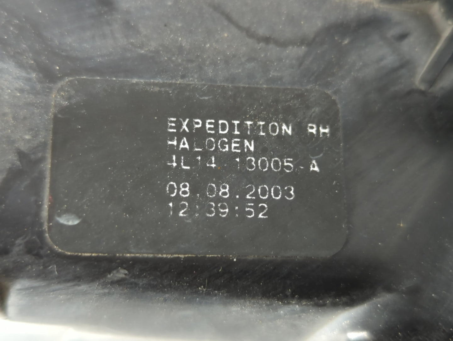 2003 Ford Expedition Passenger Right Oem Head Light Headlight Lamp - Oemusedautoparts1.com