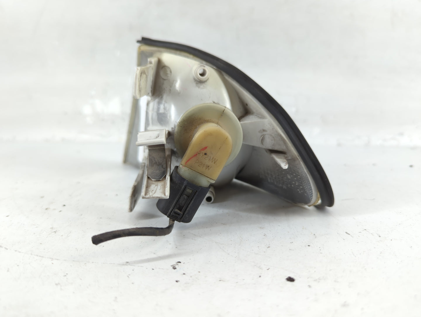 2001-2001 Bmw 325i Passenger Right Oem Head Light Headlight Lamp - Oemusedautoparts1.com