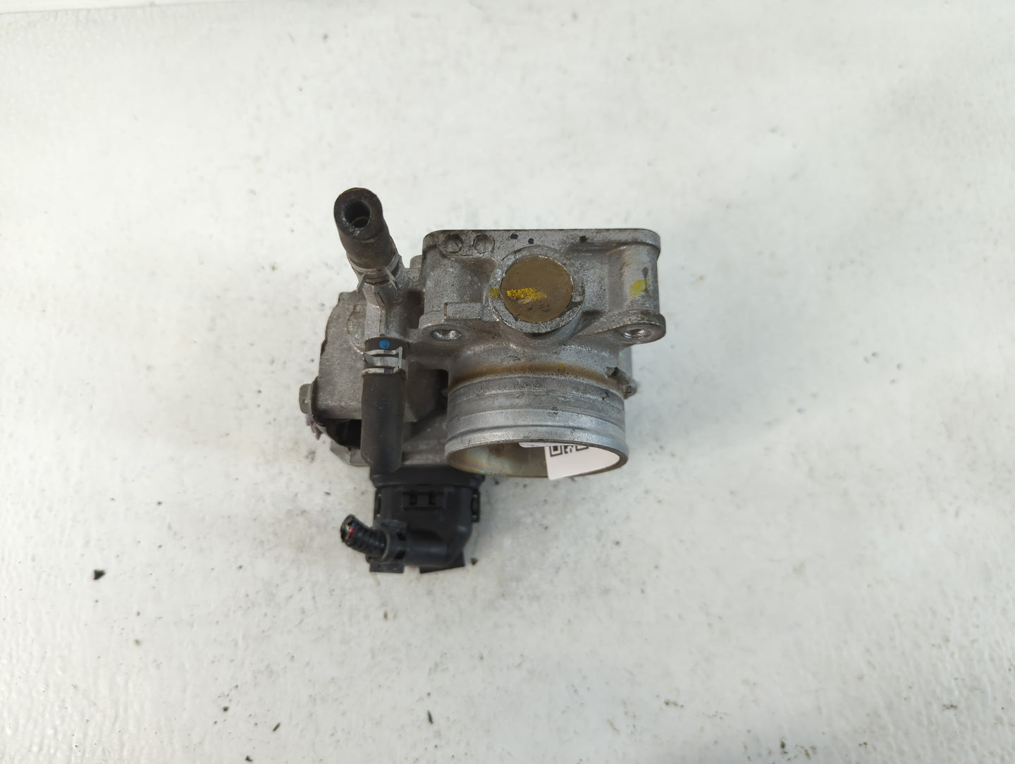 2016-2022 Honda Civic Throttle Body P/N:M190209 GMH1A Fits Fits 2016 2017 2018 2019 2020 2021 2022 OEM Used Auto Parts - Oemusedautoparts1.com
