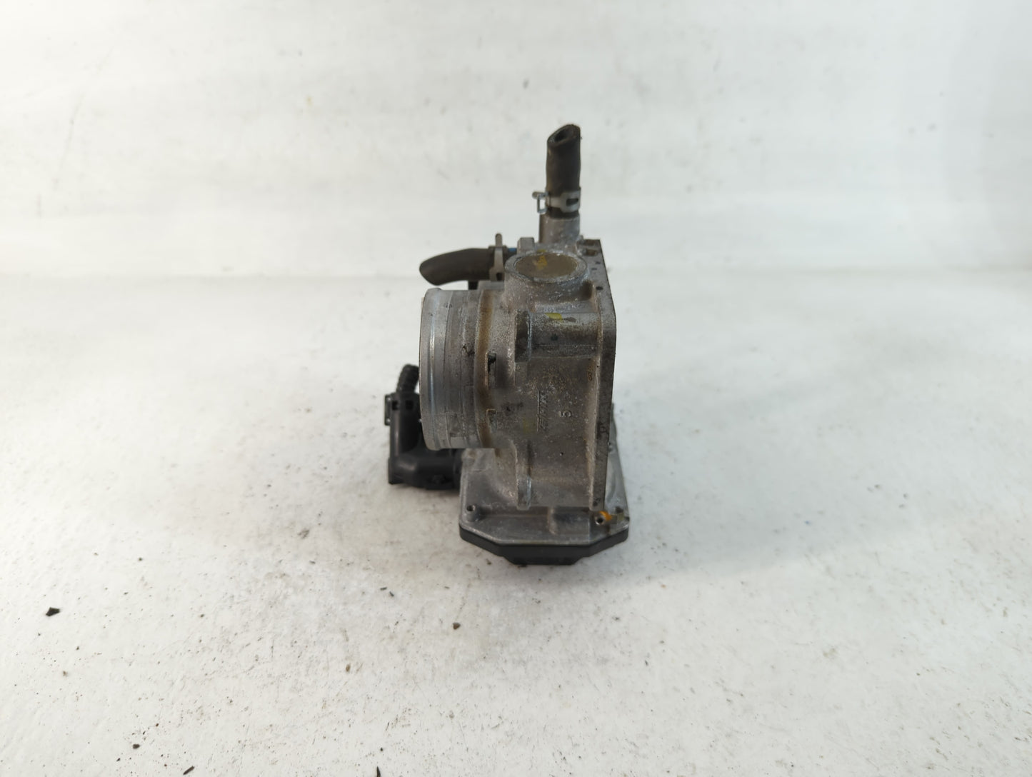 2016-2022 Honda Civic Throttle Body P/N:M190209 GMH1A Fits Fits 2016 2017 2018 2019 2020 2021 2022 OEM Used Auto Parts - Oemusedautoparts1.com